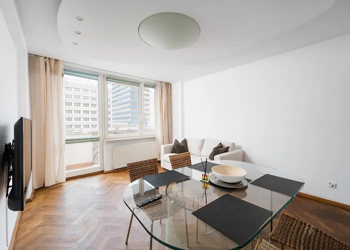 Warsaw Iconic View Apartment